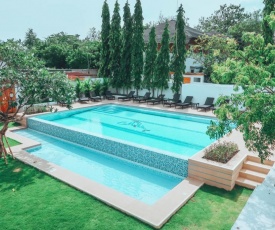 Liquid Dive Resort