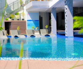 Eloisa Royal Suites
