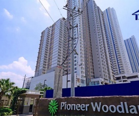 Yuri Condotel Pioneer Woodlands