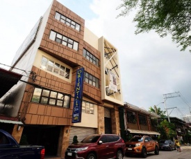 Oriental Zen Suites