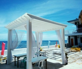 Angler's Hub & Resort