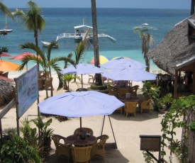 Hayahay Resort