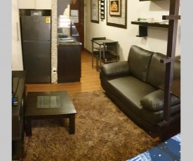 Sterilized Unit w/ 25mbps Net, Cable TV & Netflix