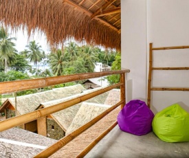 Lunazul Guesthouse