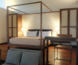 L'Osteria Designer Beachfront Penthouse