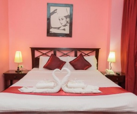 Holiday Plaza Hotel